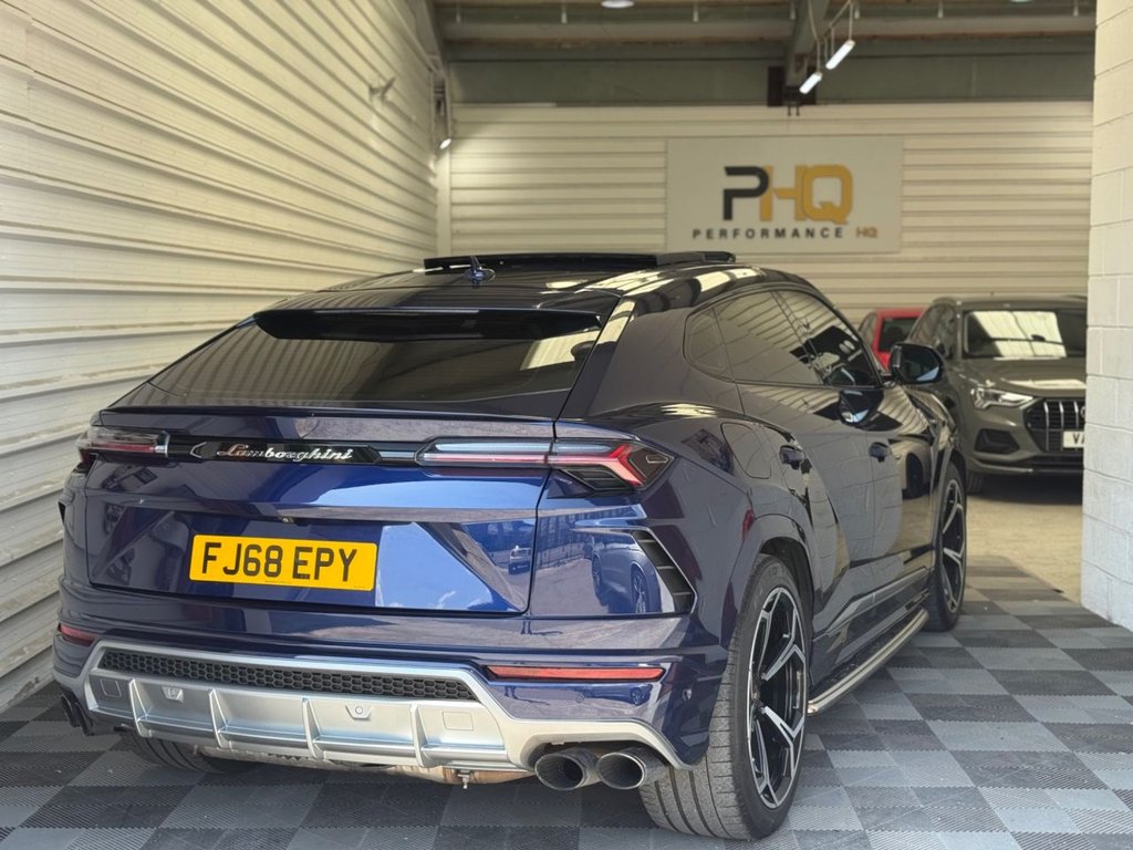 Used Lamborghini Urus 2018 for sale - 76631980: Photo 39