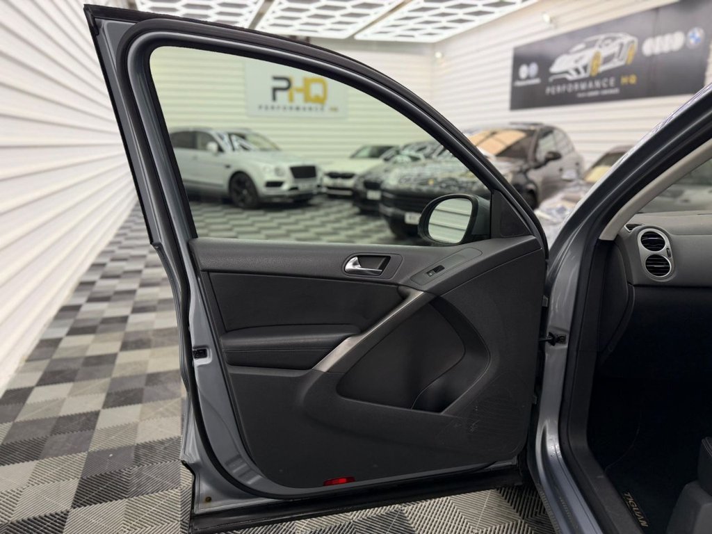 Used Volkswagen Tiguan 2008 for sale - 77360178: Photo 32