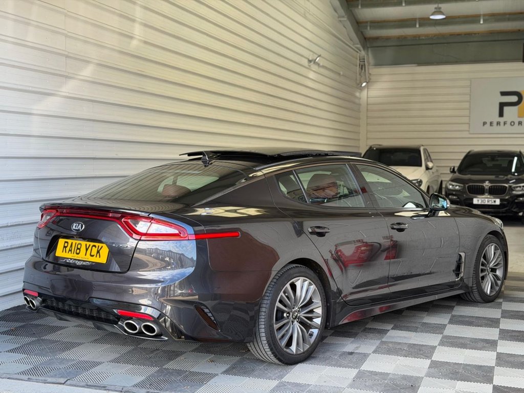 Used Kia Stinger 2018 for sale - 76717201: Photo 2