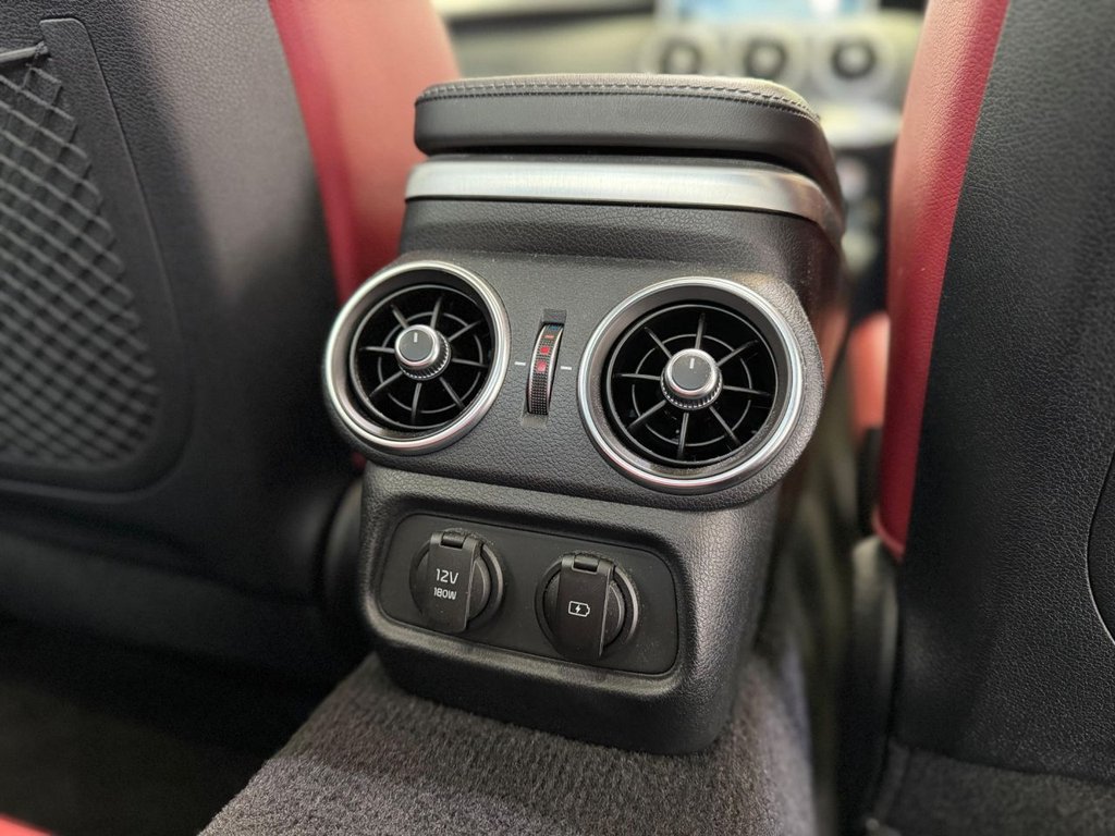 Used Kia Stinger 2018 for sale - 76717201: Photo 37