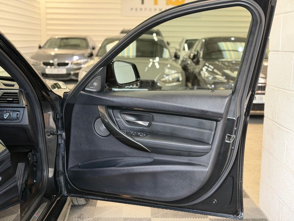 Used BMW 3 Series 2016 for sale - 76717195: Photo 31