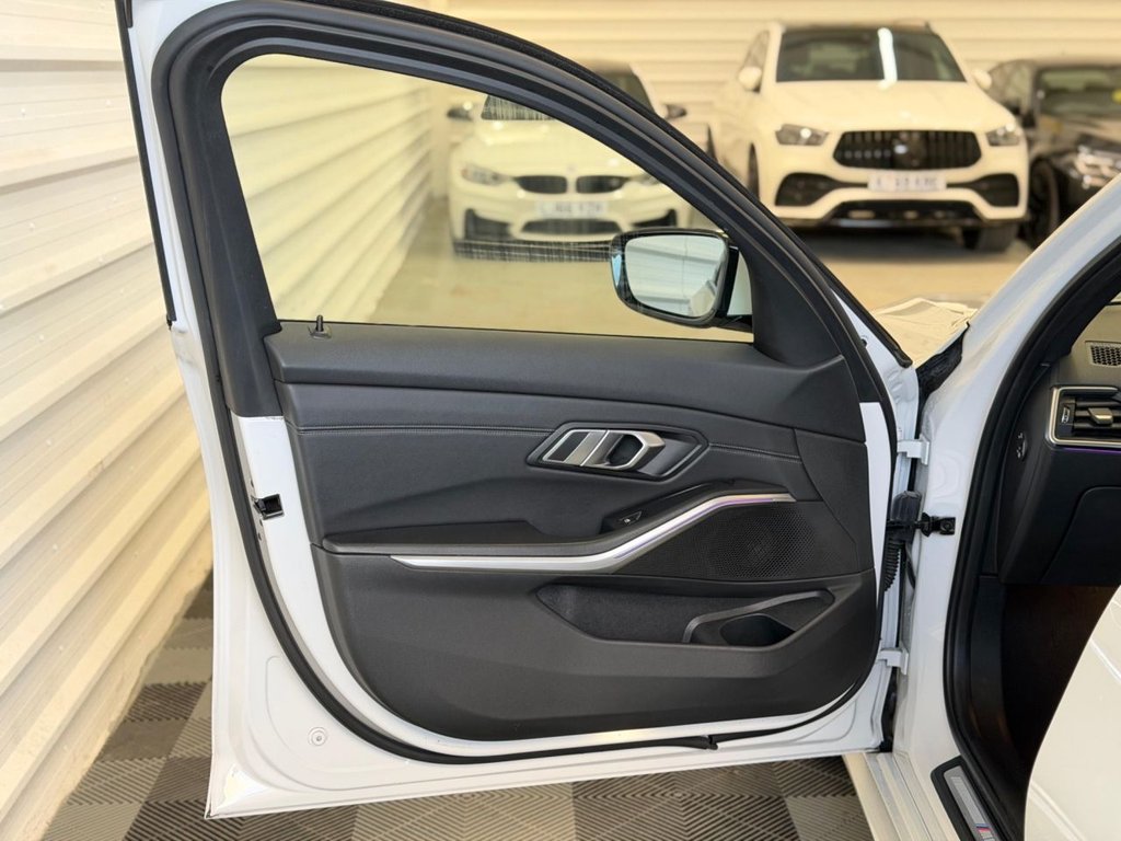 Used BMW 3 Series 2021 for sale - 76631863: Photo 30
