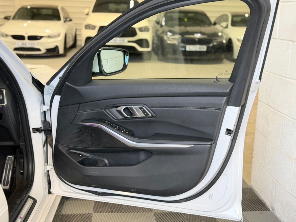 Used BMW 3 Series 2021 for sale - 76631863: Photo 31