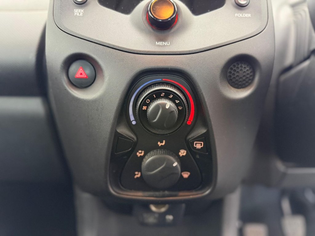 Used Toyota AYGO 2015 for sale - 77145676: Photo 33