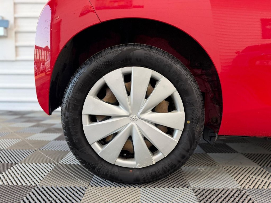 Used Toyota AYGO 2015 for sale - 77145676: Photo 41