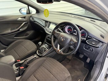 Used Vauxhall Astra 2017 for sale - 78382795: Photo