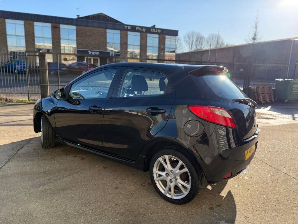 Used Mazda Mazda2 2010 for sale - 77280794: Photo 4
