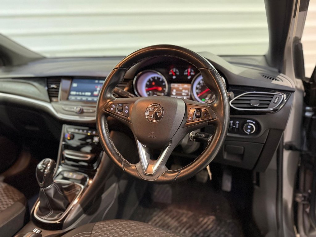 Used Vauxhall Astra 2016 for sale - 76923856: Photo 3