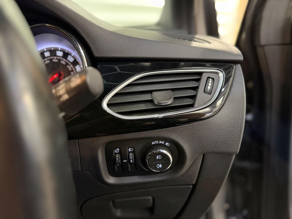 Used Vauxhall Astra 2016 for sale - 76923856: Photo 31