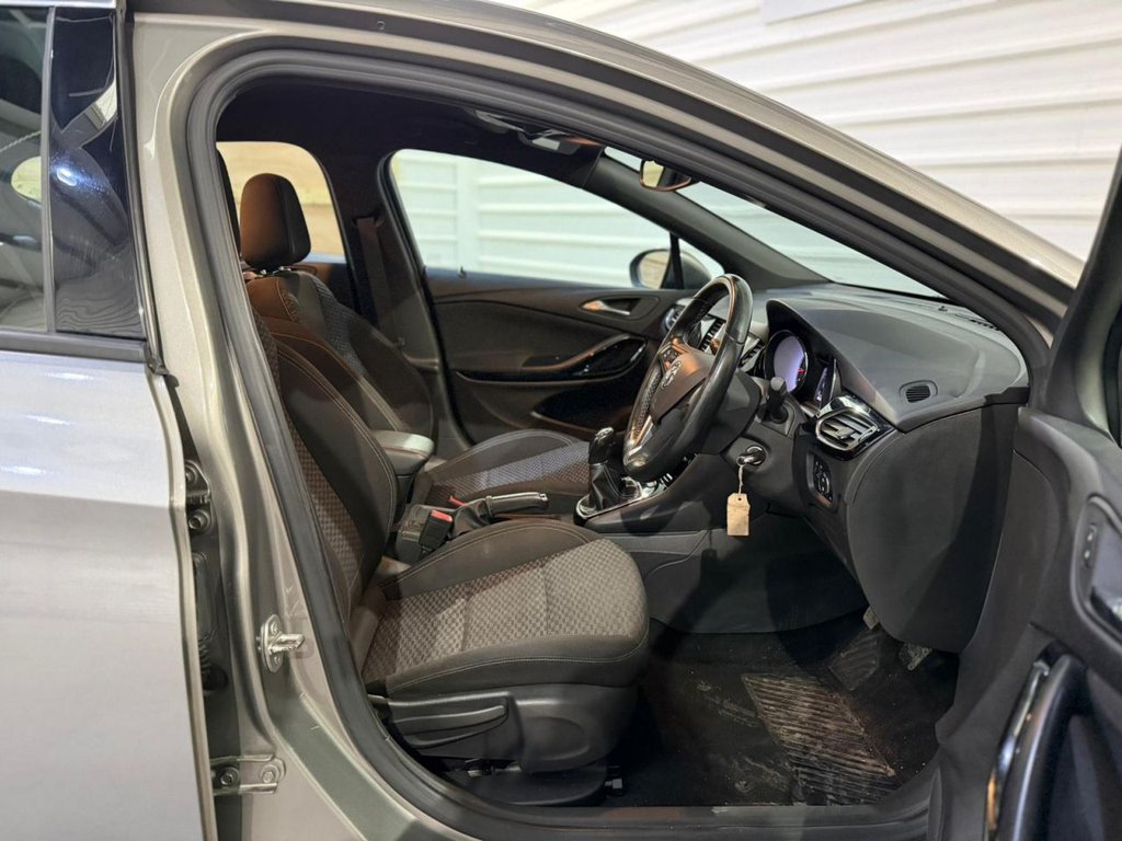 Used Vauxhall Astra 2016 for sale - 76923856: Photo 38