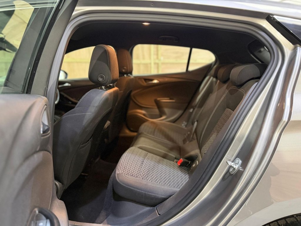 Used Vauxhall Astra 2016 for sale - 76923856: Photo 45