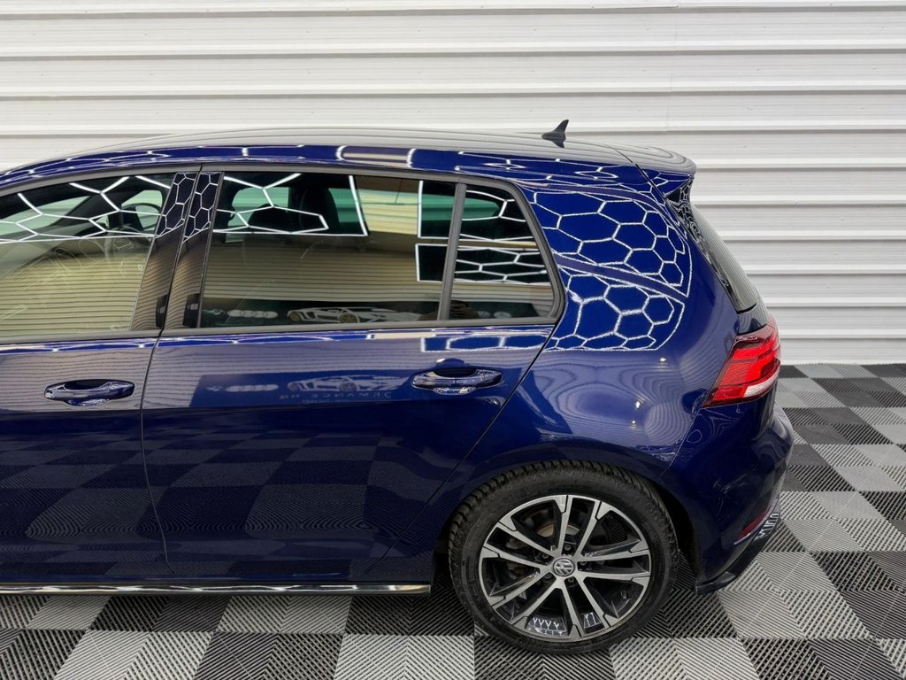 Used Volkswagen Golf 2019 for sale - 77719753: Photo 32