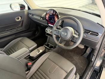 Used MINI Hatch 2025 for sale - 78401852: Photo