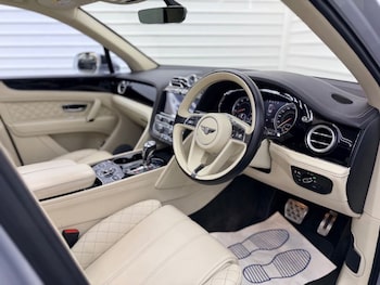 Used Bentley Bentayga 2016 for sale - 78414180: Photo