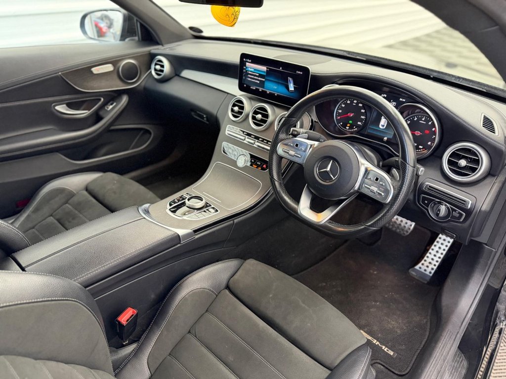 Used Mercedes-Benz C Class 2018 for sale - 78022123: Photo 3