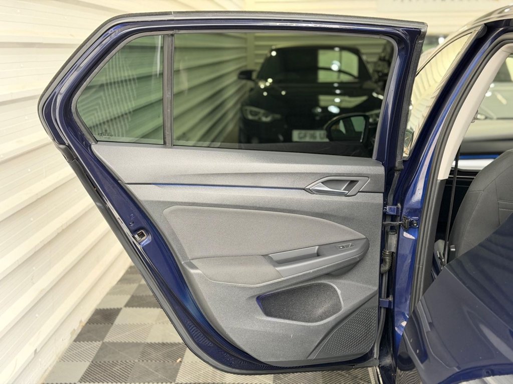 Used Volkswagen Golf 2021 for sale - 76773023: Photo 26