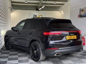 Used Porsche Cayenne 2020 for sale - 77583478: Photo