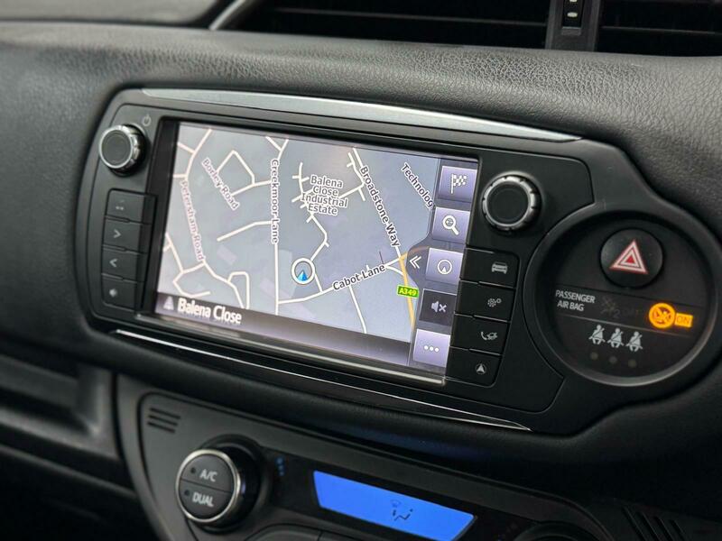 Used Toyota Yaris 2014 for sale - 77693981: Photo 14