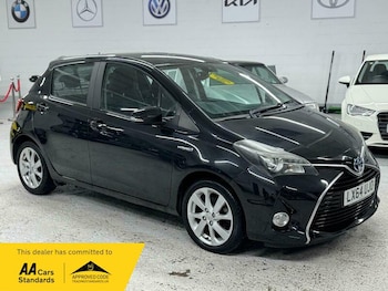 Used Toyota Yaris 2014 for sale - 77693981: Photo