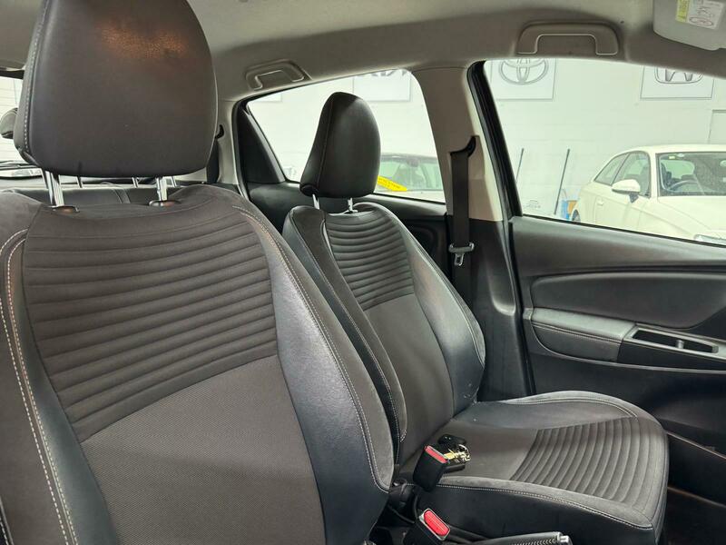 Used Toyota Yaris 2014 for sale - 77693981: Photo 23