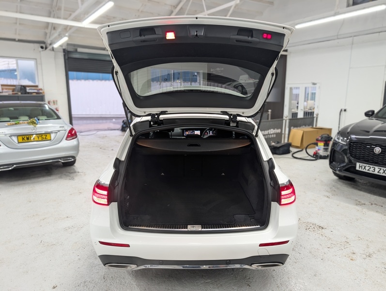 Used Mercedes-Benz E Class 2018 for sale - 77437943: Photo 8