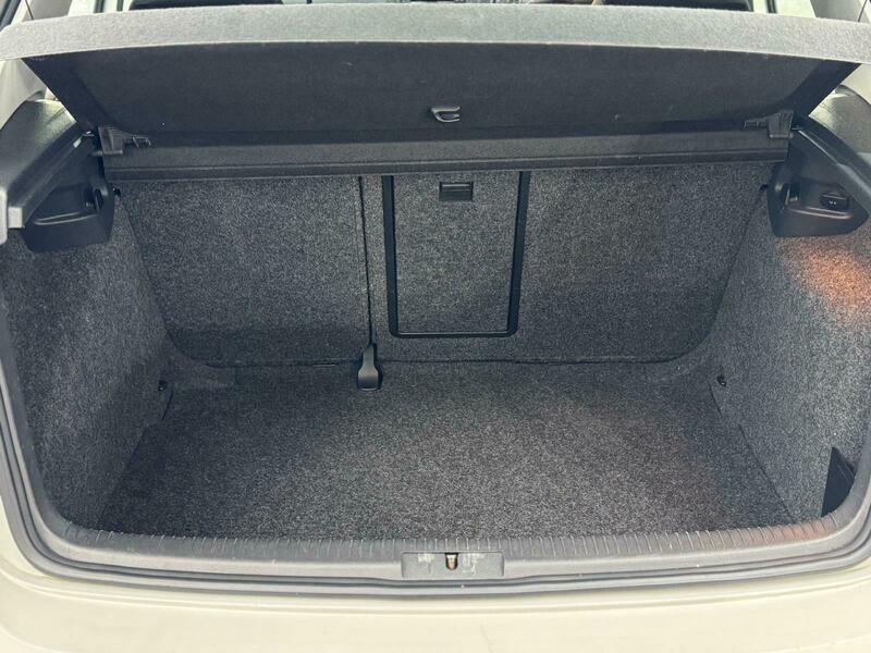 Used Volkswagen Golf 2012 for sale - 77749321: Photo 8