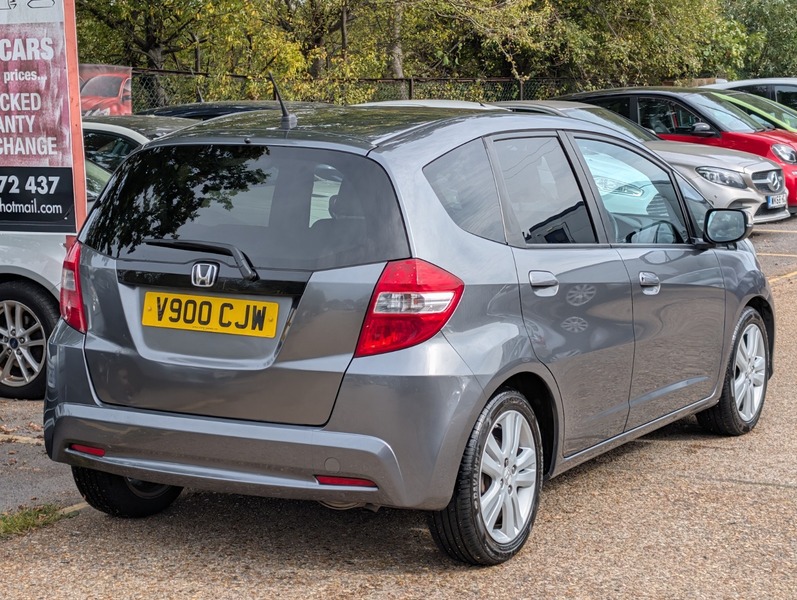 Used Honda Jazz 2015 for sale - 76148414: Photo 4