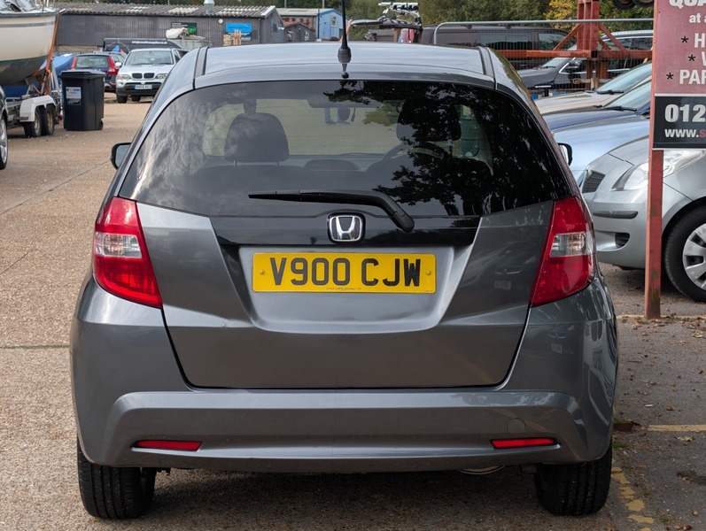 Used Honda Jazz 2015 for sale - 76148414: Photo 9