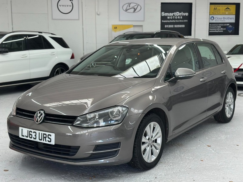 Used Volkswagen Golf 2013 for sale - 76346124: Photo 1