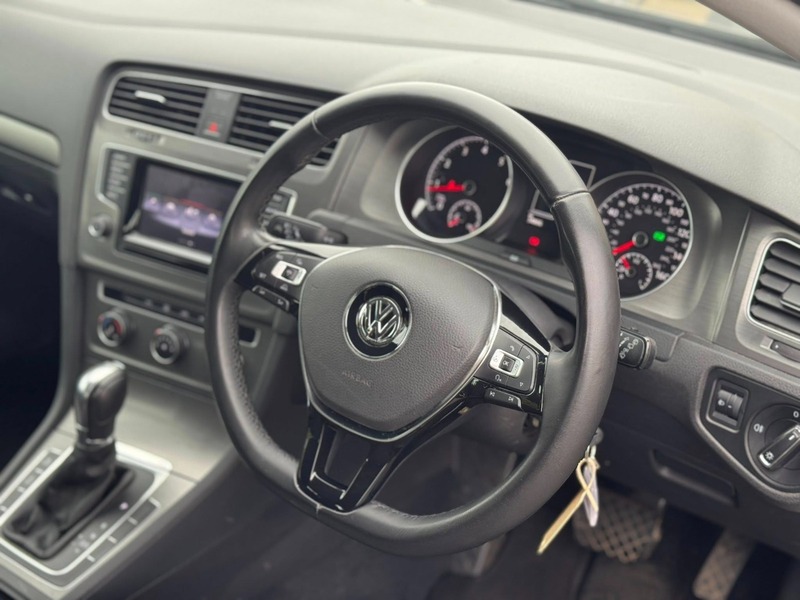 Used Volkswagen Golf 2013 for sale - 76346124: Photo 8