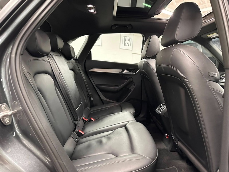 Used Audi Q3 2017 for sale - 77027738: Photo 16