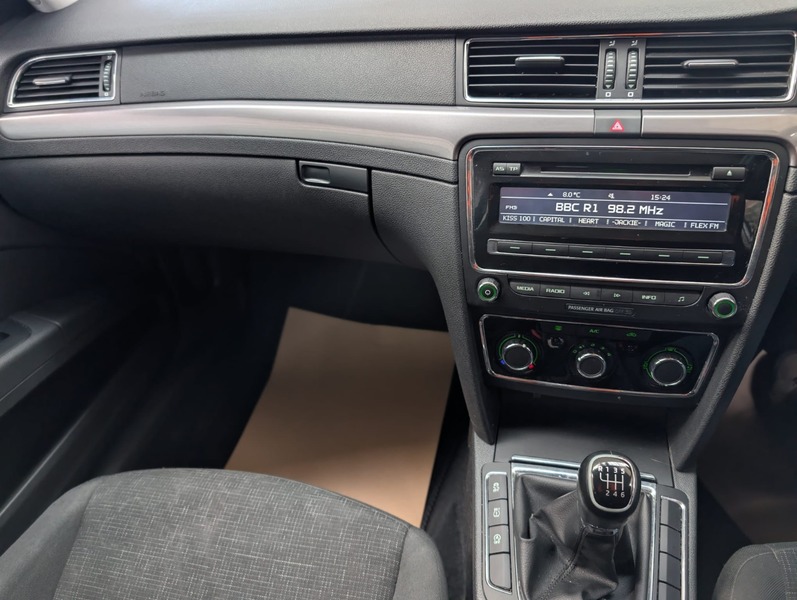 Used Skoda Superb 2014 for sale - 77906075: Photo 11