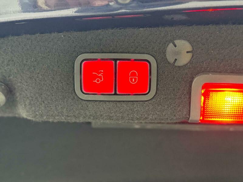 Used Mercedes-Benz C Class 2016 for sale - 77681494: Photo 15