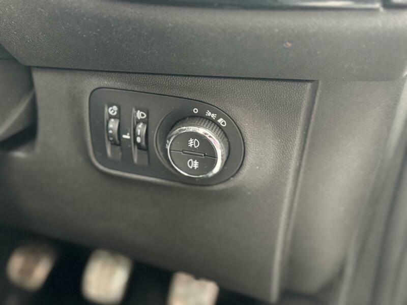 Used Vauxhall Corsa 2015 for sale - 77059747: Photo 11