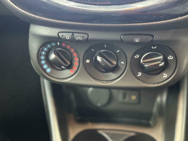 Used Vauxhall Corsa 2015 for sale - 77059747: Photo 18