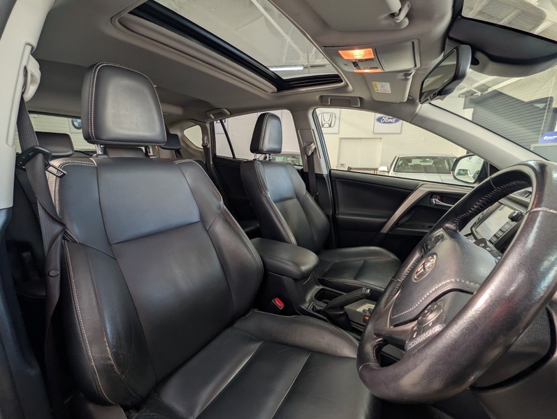 Used Toyota RAV4 2016 for sale - 78031288: Photo 16