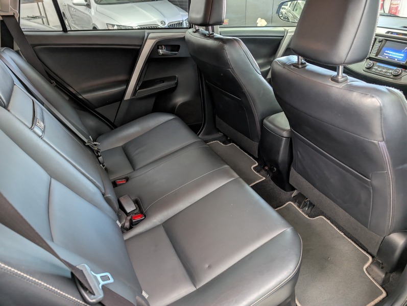 Used Toyota RAV4 2016 for sale - 78031288: Photo 9