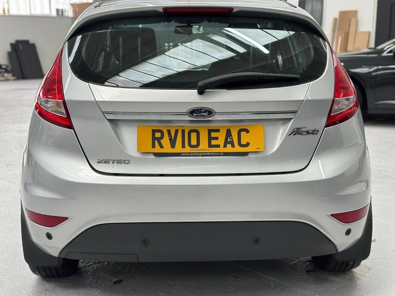 Used Ford Fiesta 2010 for sale - 76357159: Photo 9