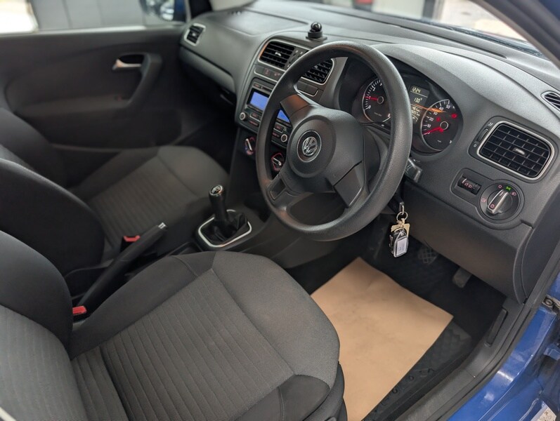 Used Volkswagen Polo 2010 for sale - 78140905: Photo 12