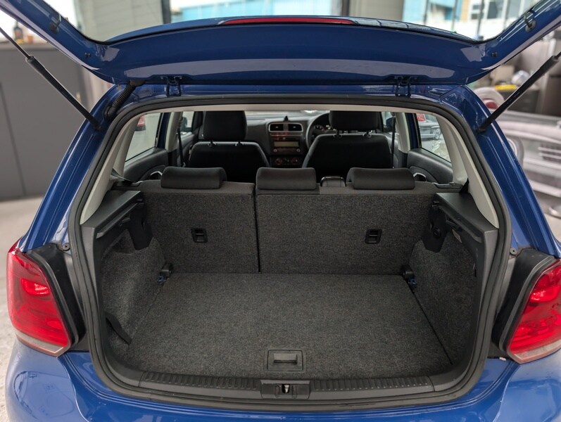 Used Volkswagen Polo 2010 for sale - 78140905: Photo 8