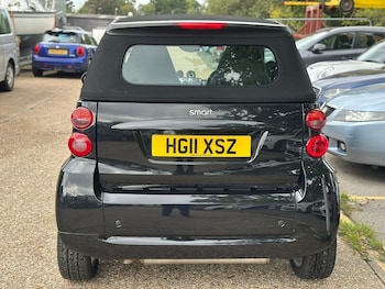 Used smart fortwo 2011 for sale - 76029949: Photo