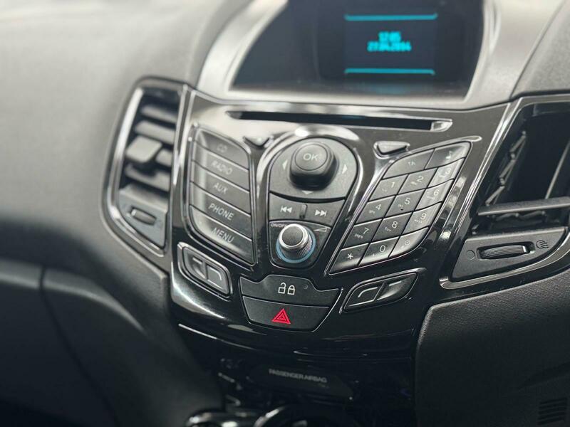 Used Ford Fiesta 2014 for sale - 76520878: Photo 25