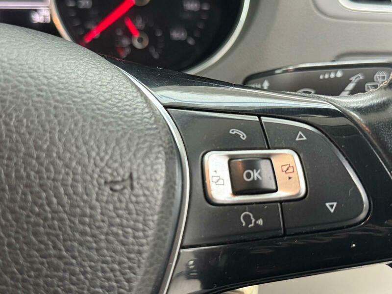 Used Volkswagen Polo 2015 for sale - 76768931: Photo 11