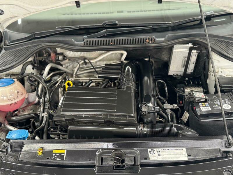 Used Volkswagen Polo 2015 for sale - 76768931: Photo 20