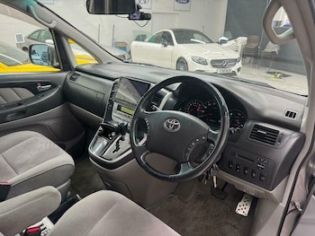 Used Toyota Alphard undefined for sale - 77693989: Photo