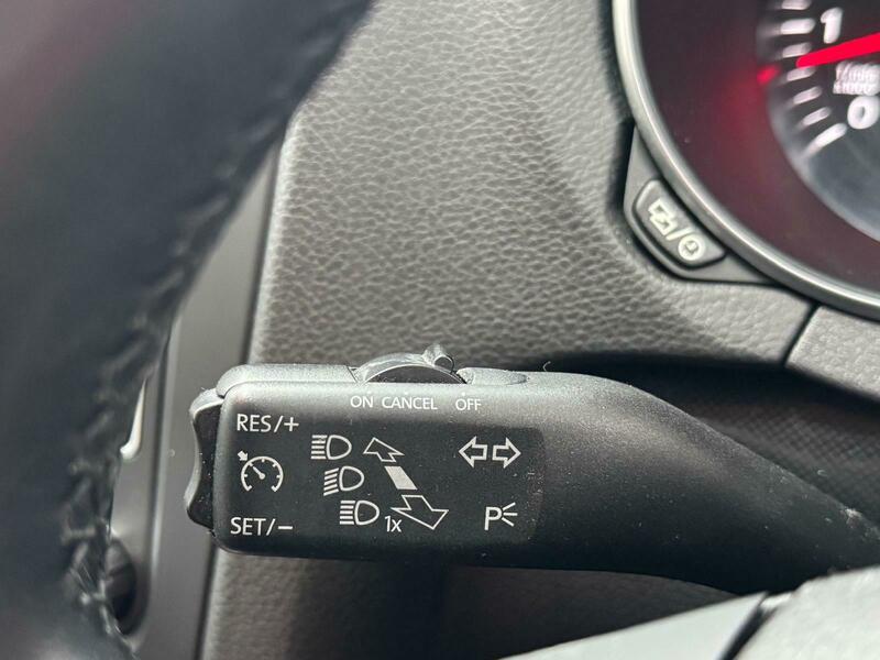 Used Volkswagen Golf 2012 for sale - 77189012: Photo 25