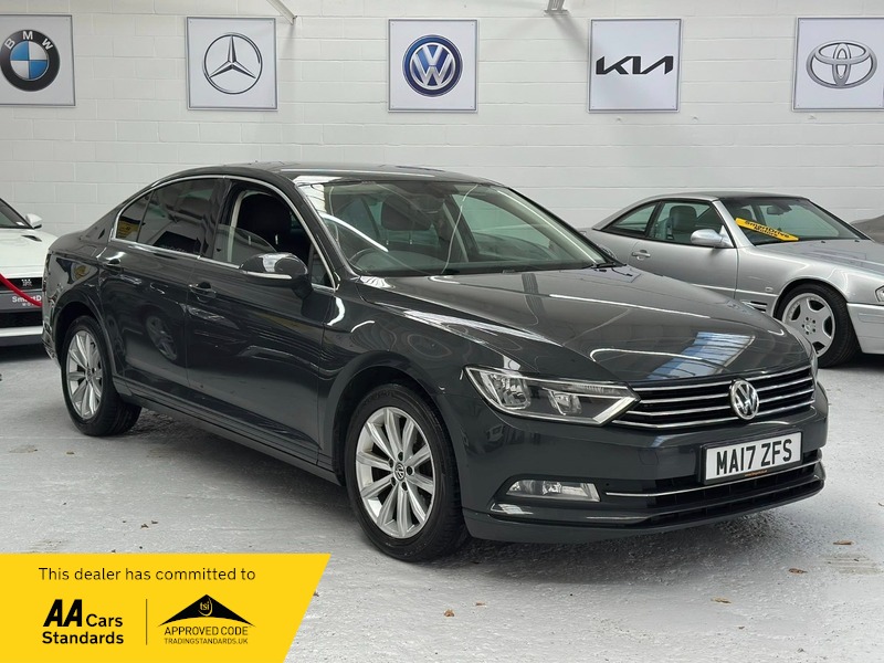 Used Volkswagen Passat 2017 for sale - 76357151: Photo 2