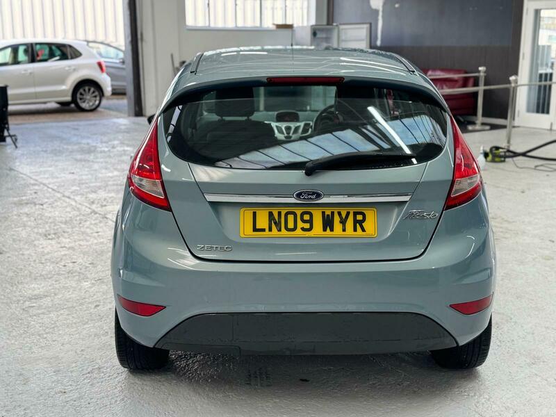 Used Ford Fiesta 2009 for sale - 76768917: Photo 5