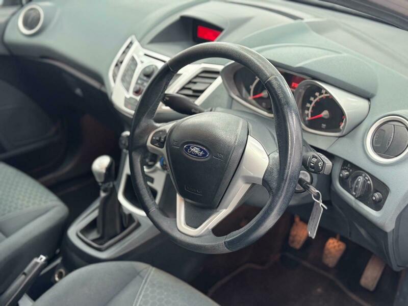 Used Ford Fiesta 2009 for sale - 76768917: Photo 7