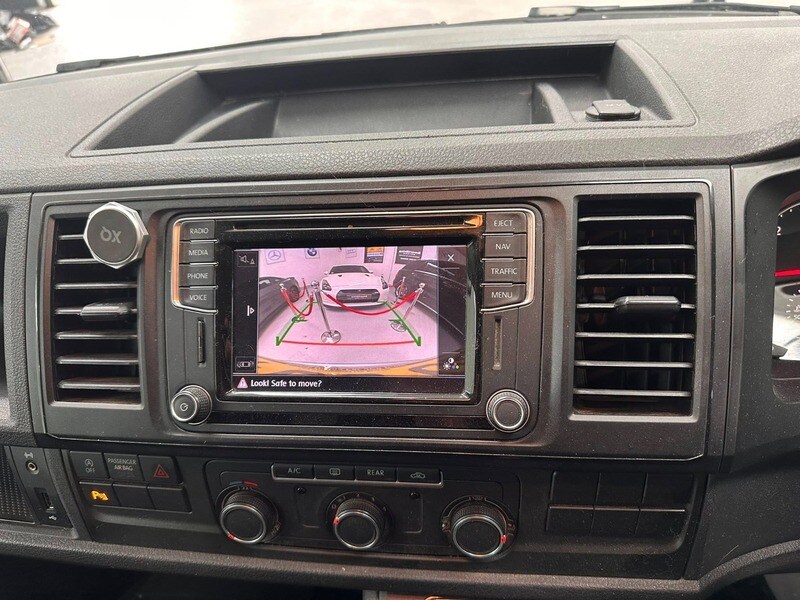 Used Volkswagen Transporter 2015 for sale - 76357129: Photo 12